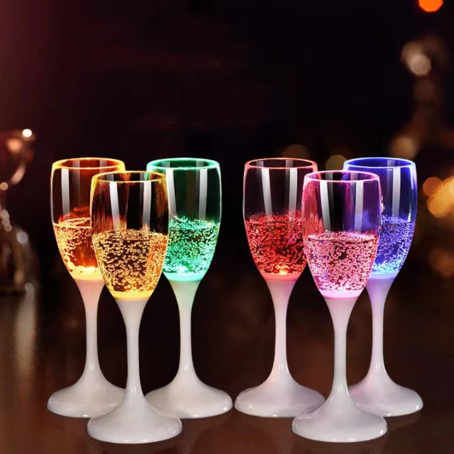 Copos LED de 6 cores com flash - Beer Wine Up avaliação e preço