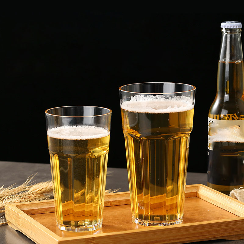 Caneca de cerveja de plástico  - Wine Beer Restaurant avaliação e preço