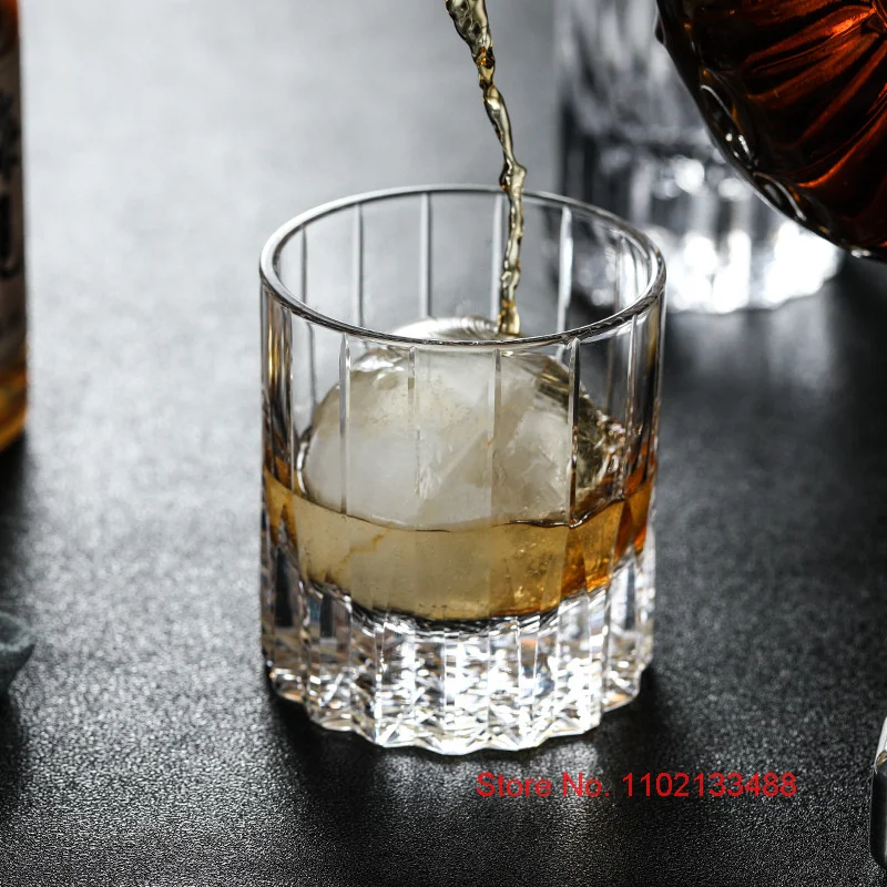 Copo de Whisky Luxuoso com Des - Wine Xo avaliação e preço